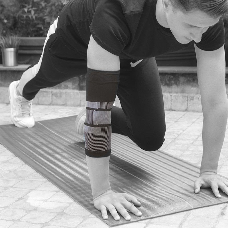 Orthoself elbow pads with light compression and support