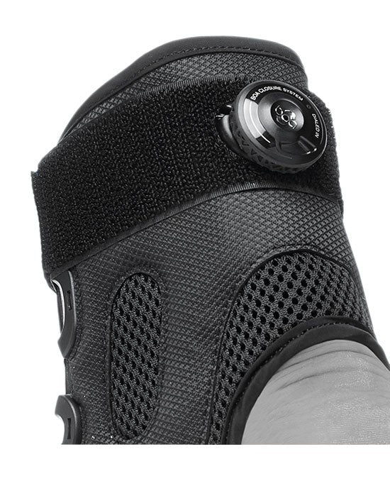 Armis Light ankle support with BOA system for precise fit