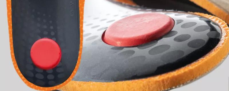 Extrem niedriges Profil, nimmt nur minimalen Platz in Ihren Schuhen ein Extrem niedriges Profil, nimmt nur minimalen Platz in Ihren Schuhen ein