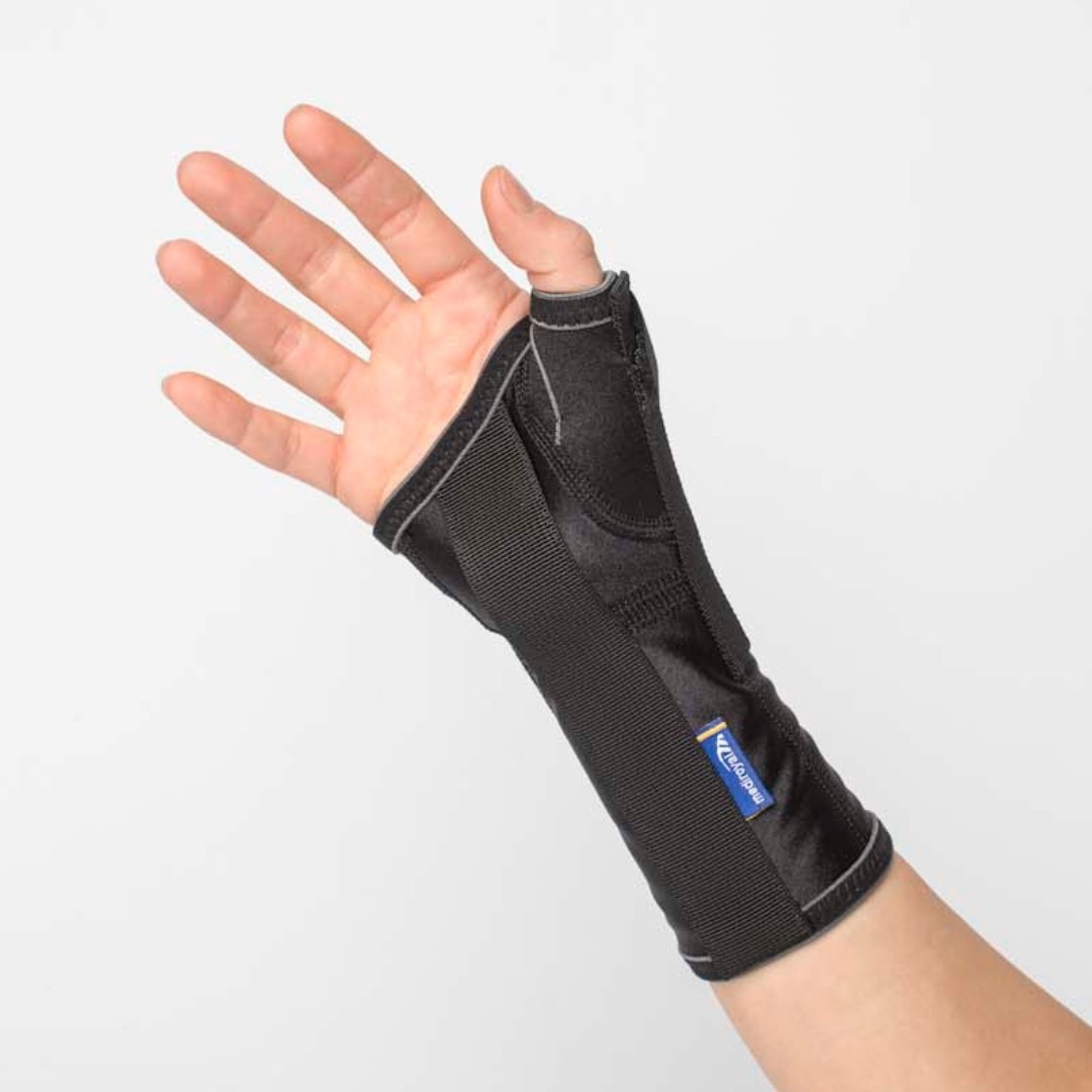 Handgelenkstütze mit stabilisierendem Daumenstück